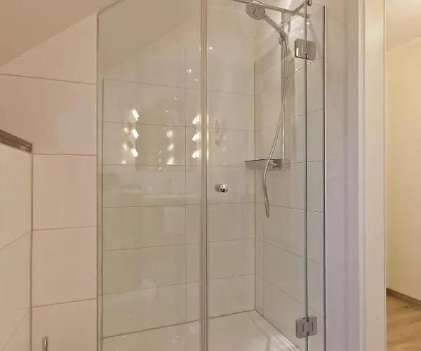 Petrina Whg 9 アパート *